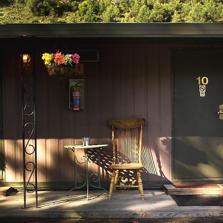 Cozy Mountain Motel Austin Экстерьер фото