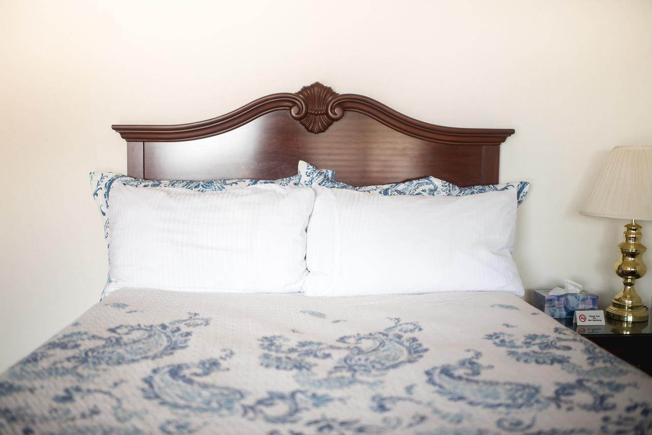 Cozy Mountain Motel Austin Экстерьер фото